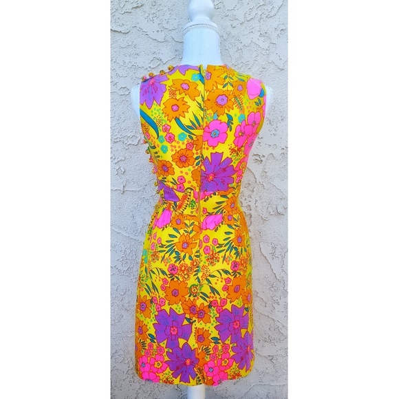 VINTAGE Floral Dress - Picture 2 of 6